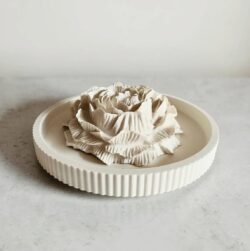 Large Peony Diffuser with Tray